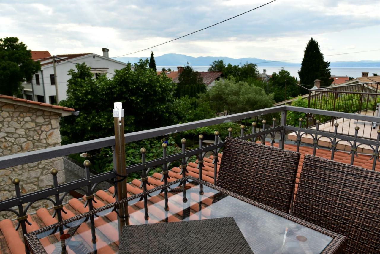 Villa Finka Malinska Exterior photo